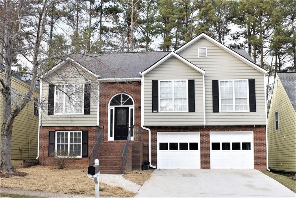 685 Durham Ridge Dr., Lilburn, GA 30047