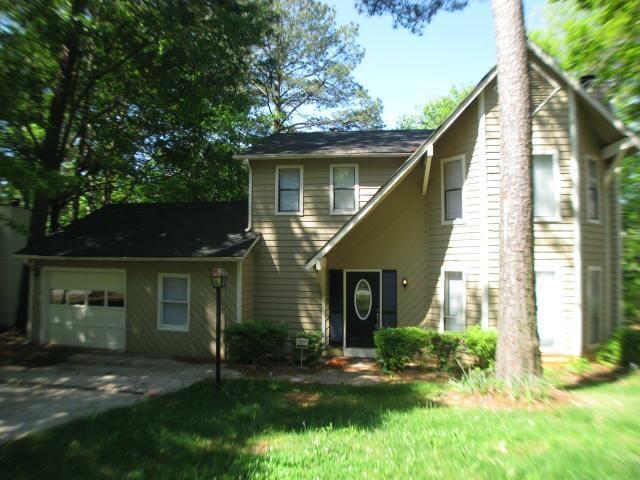 1008 Mainstreet Lake Dr., Stone Mountain, GA 30088