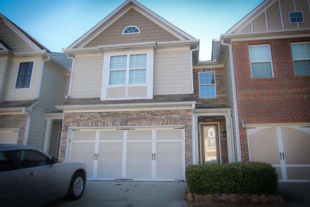 923 Pierce Ivy Ct., Lawrenceville, GA 30043