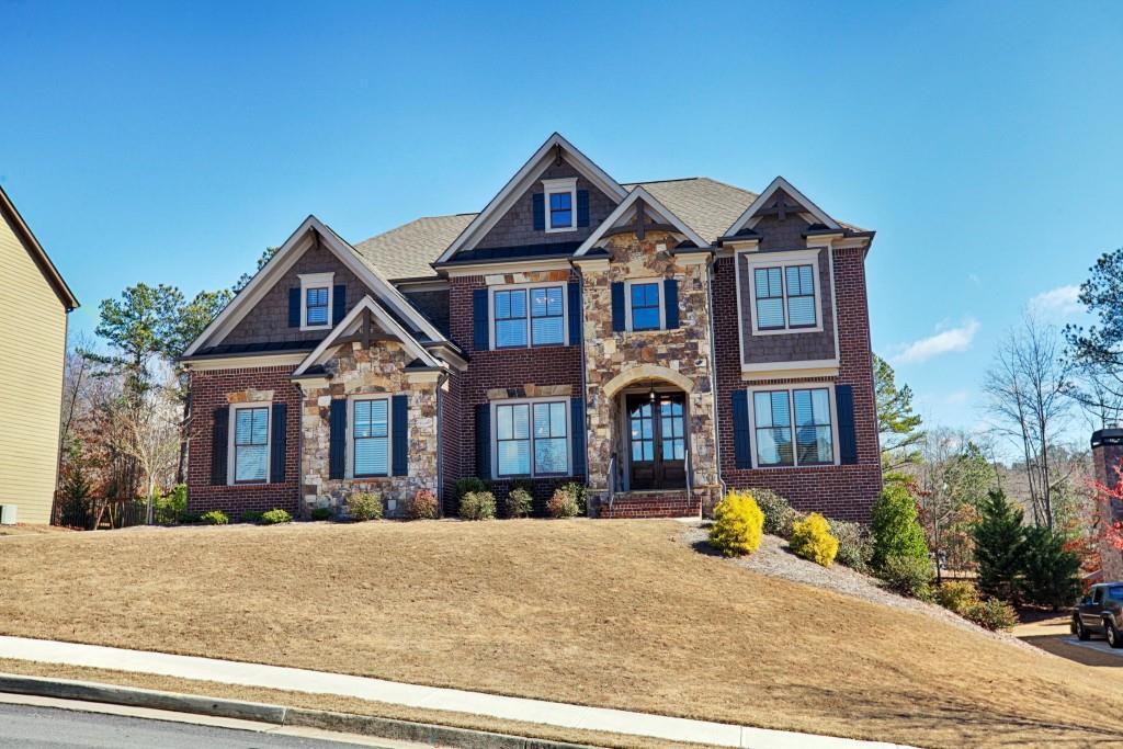 1893 Skybrooke Ln., Hoschton, GA 30548