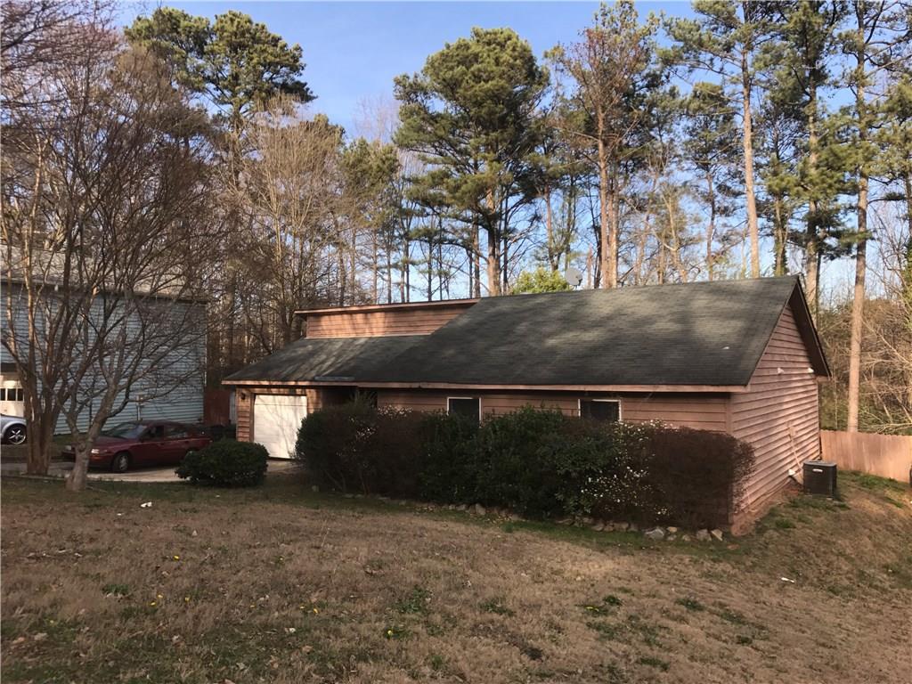 2271 Marshes Glenn Dr., Norcross, GA 30071