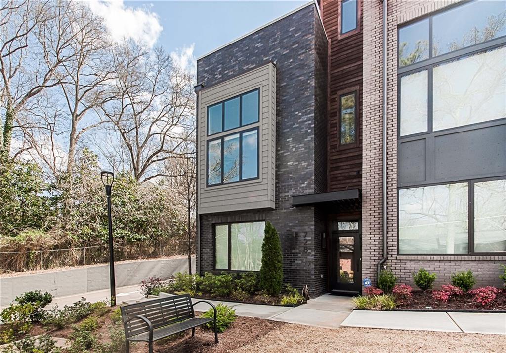 728 Oakview Rd., Decatur, GA 30030