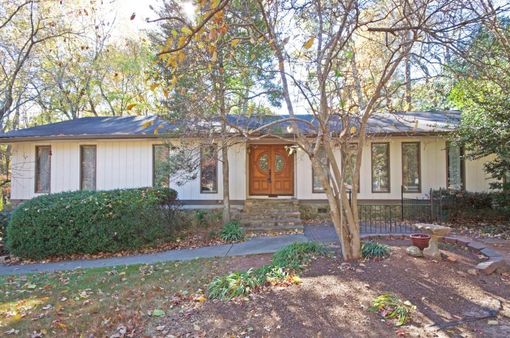 4390 Hollister Dr., Roswell, GA 30075