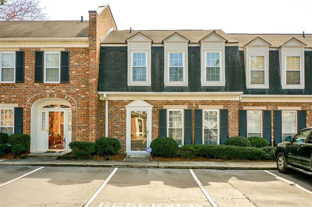 2 George Wythe Pl., Atlanta, GA 30318