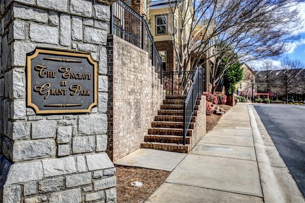 704 Charles Bank Ave., Atlanta, GA 30312