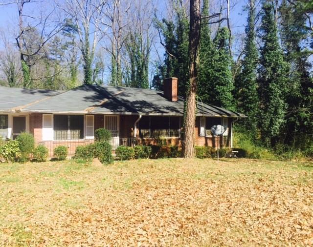 2049 Honeysuckle Ln., Atlanta, GA 30311
