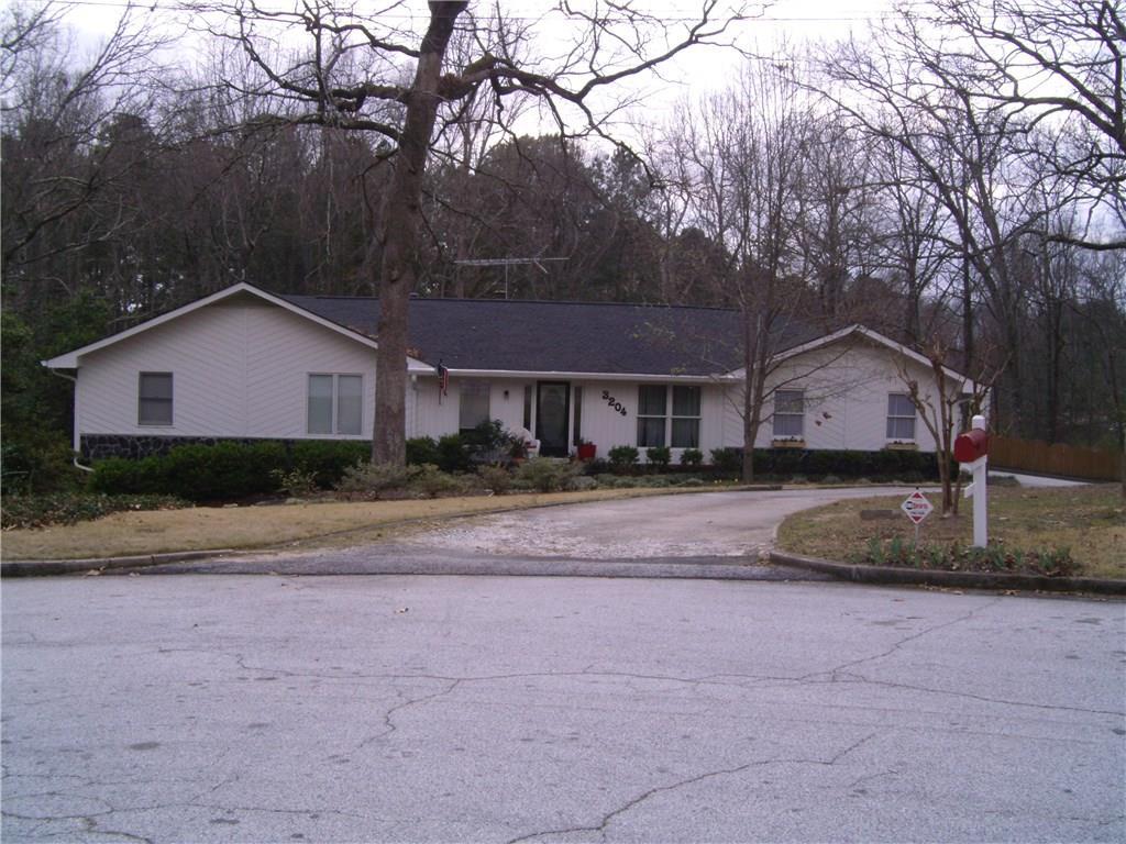 3204 Summer Ct., Snellville, GA 30039