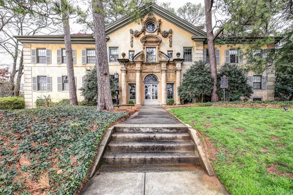 200 Montgomery Ferry Dr. #14, Atlanta, GA 30309