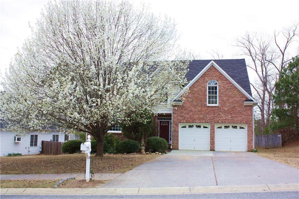 410 Ballymore Pass, Woodstock, GA 30189