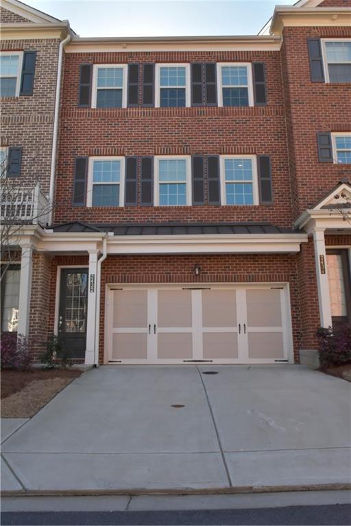 2432 Tenor Ln., Alpharetta, GA 30009