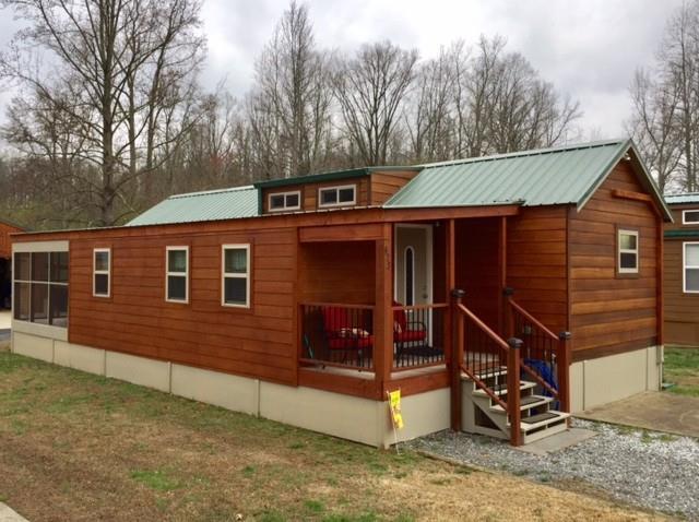 475 Elkmont Tr., Cleveland, GA 30528