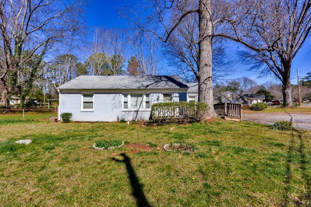 595 San Fernando Dr., Smyrna, GA 30080