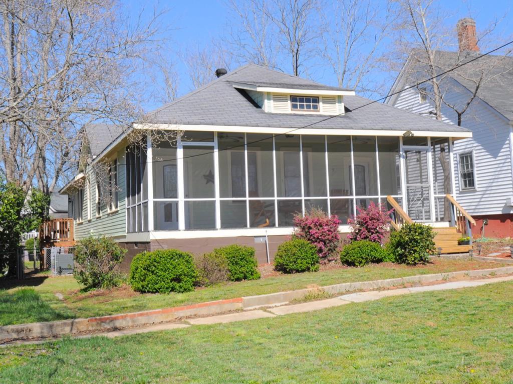 9 Cotton Ave., Porterdale, GA 30014