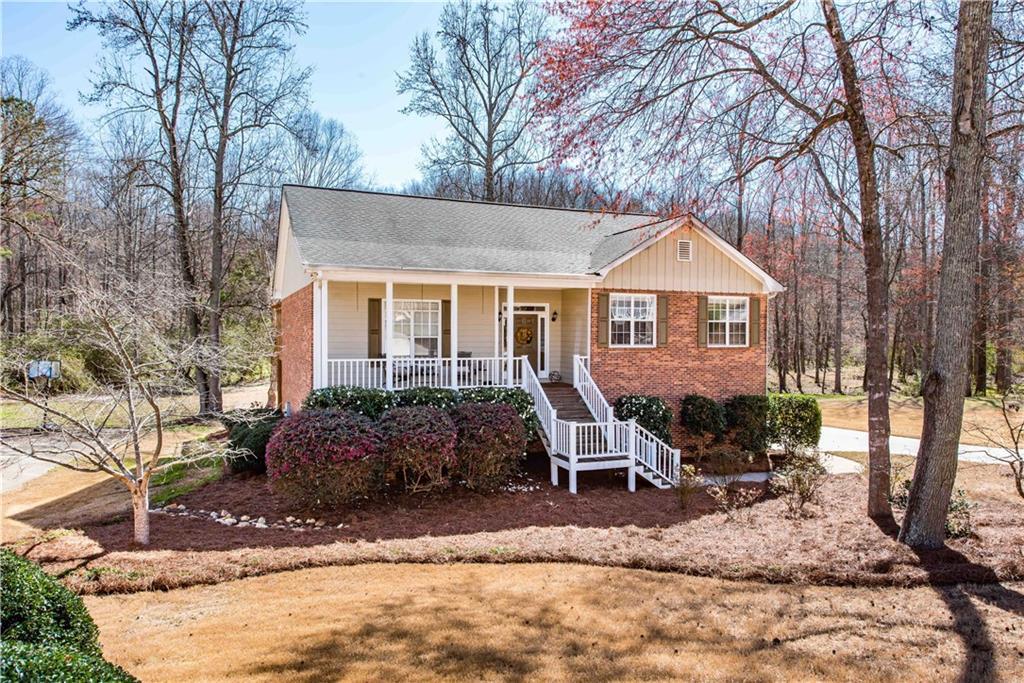 9276 Brook Ct., Douglasville, GA 30135