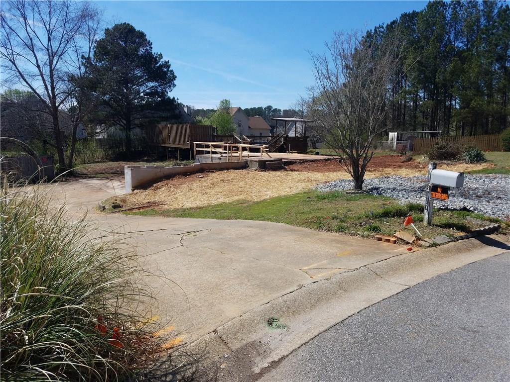 3917 Brantley Dr., Austell, GA 30106