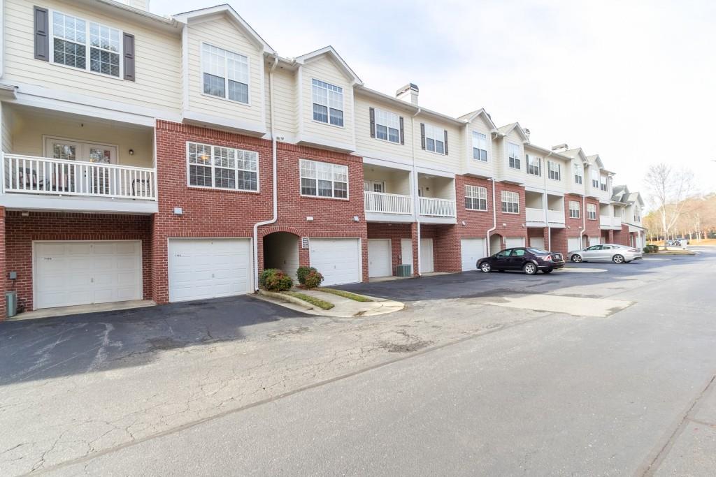 7105 Woodland Ln., Alpharetta, GA 30009