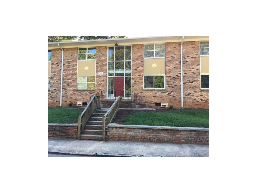 1618 Line Cir., Decatur, GA 30032