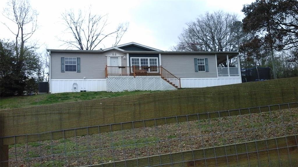 260 Lowry St., Ball Ground, GA 30107