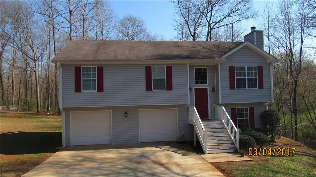 448 Silverwood Dr., Gillsville, GA 30543