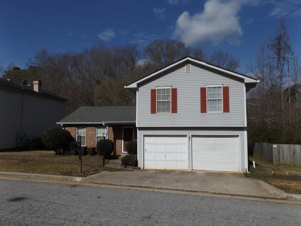 734 Kilkenny Cir., Lithonia, GA 30058