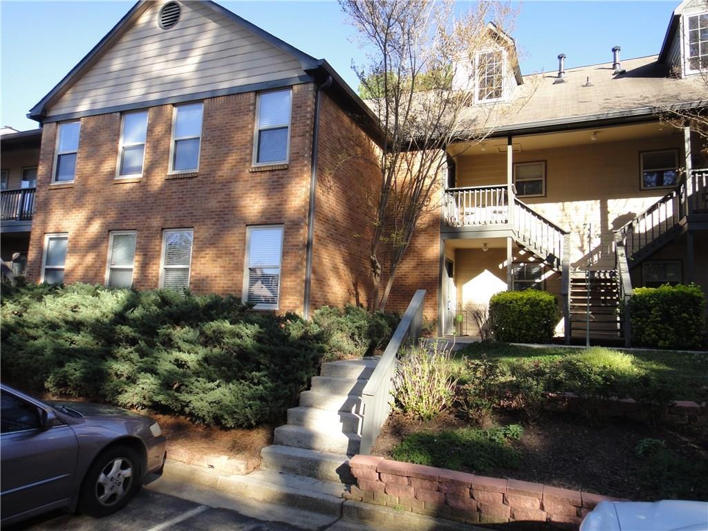 1603 Beaumont Cir., Duluth, GA 30096