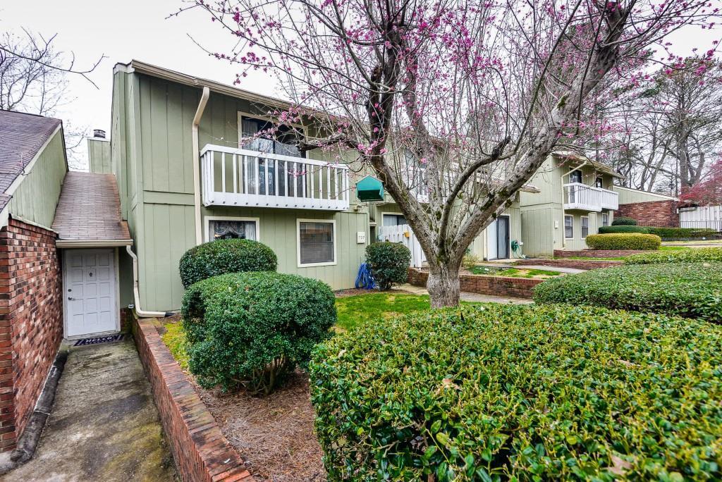 727 Hanover Ln. #-, Marietta, GA 30067