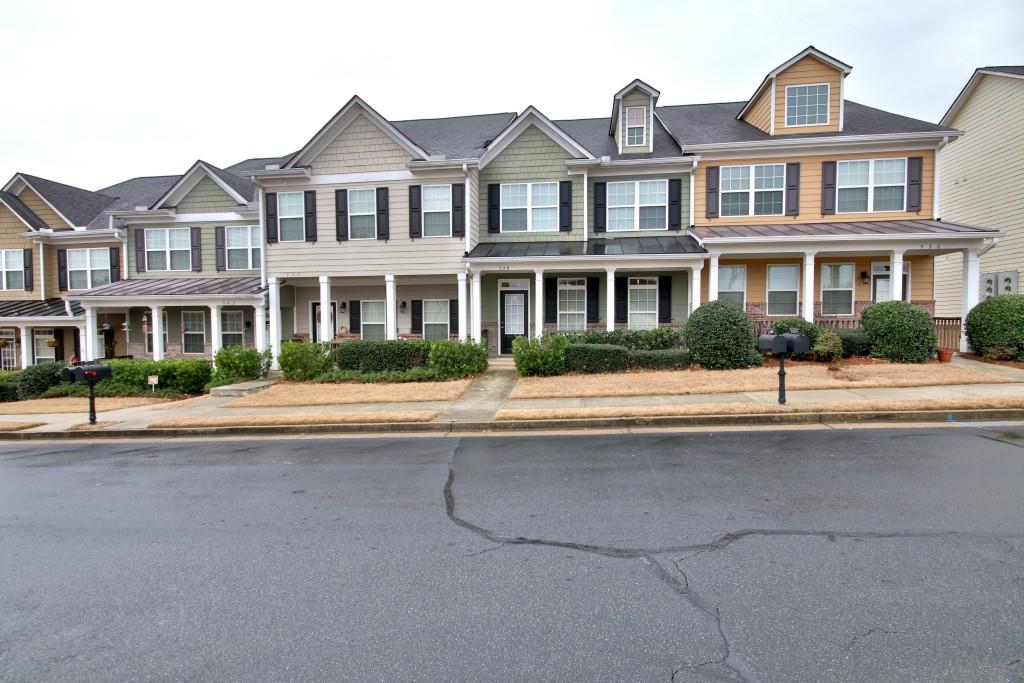 538 Georgia Way, Woodstock, GA 30188