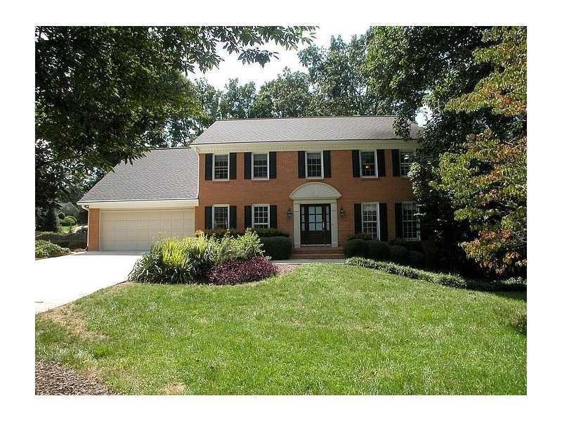 4986 Oak Trail Dr., Dunwoody, GA 30338