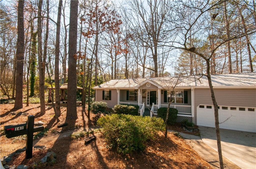141 Spruce St., Roswell, GA 30075