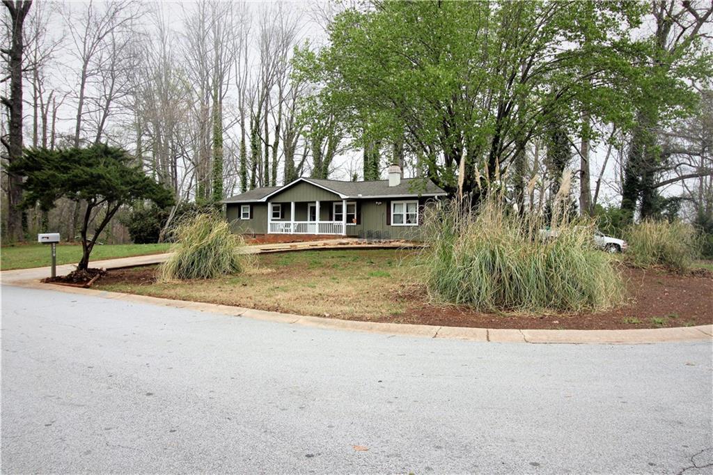 2978 Major Ct., Stone Mountain, GA 30087