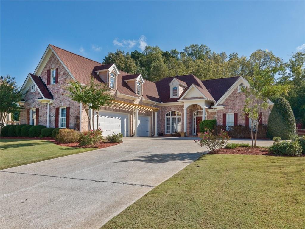 4003 Hickory Fairway Dr., Woodstock, GA 30188