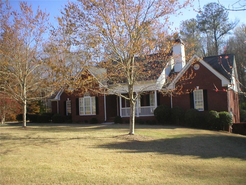 2066 Emily Dr., Social Circle, GA 30025