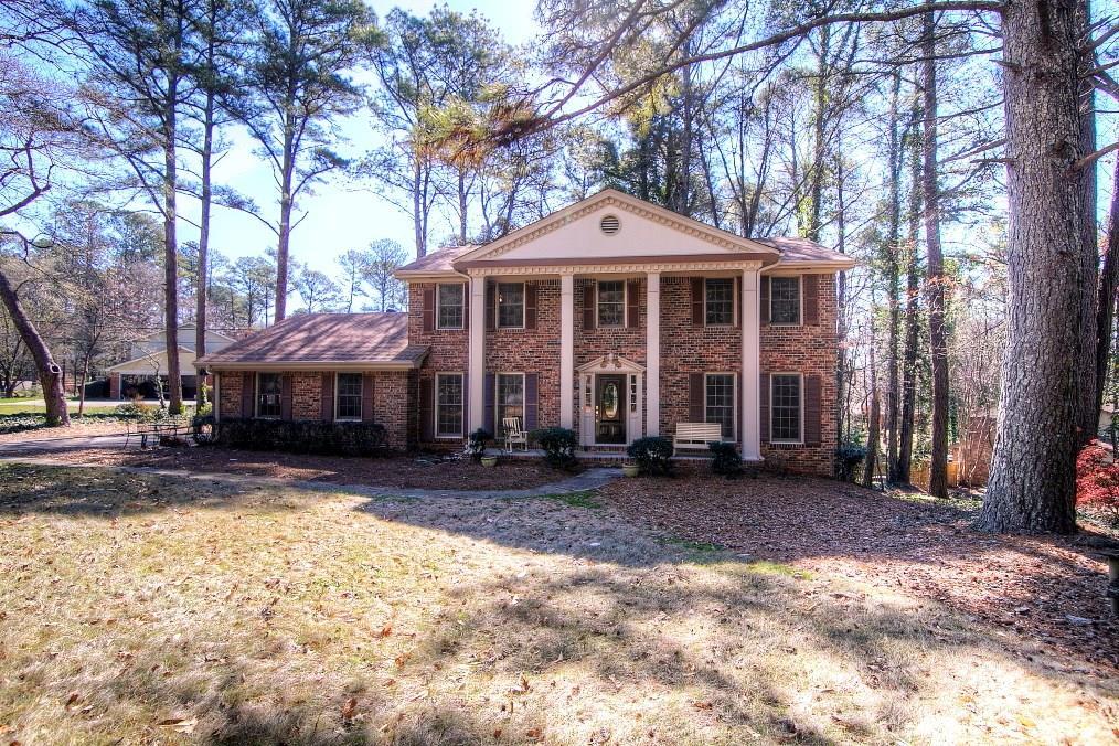 1045 N Point Dr., Roswell, GA 30075