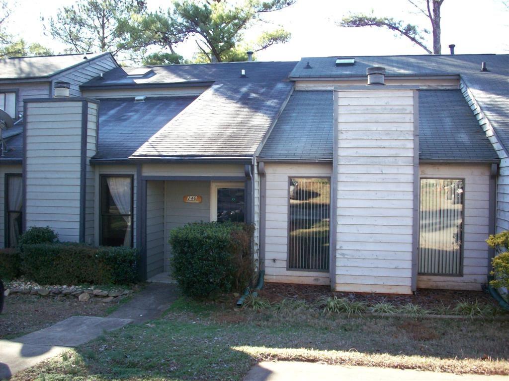 246 Heathersett Dr., Marietta, GA 30064