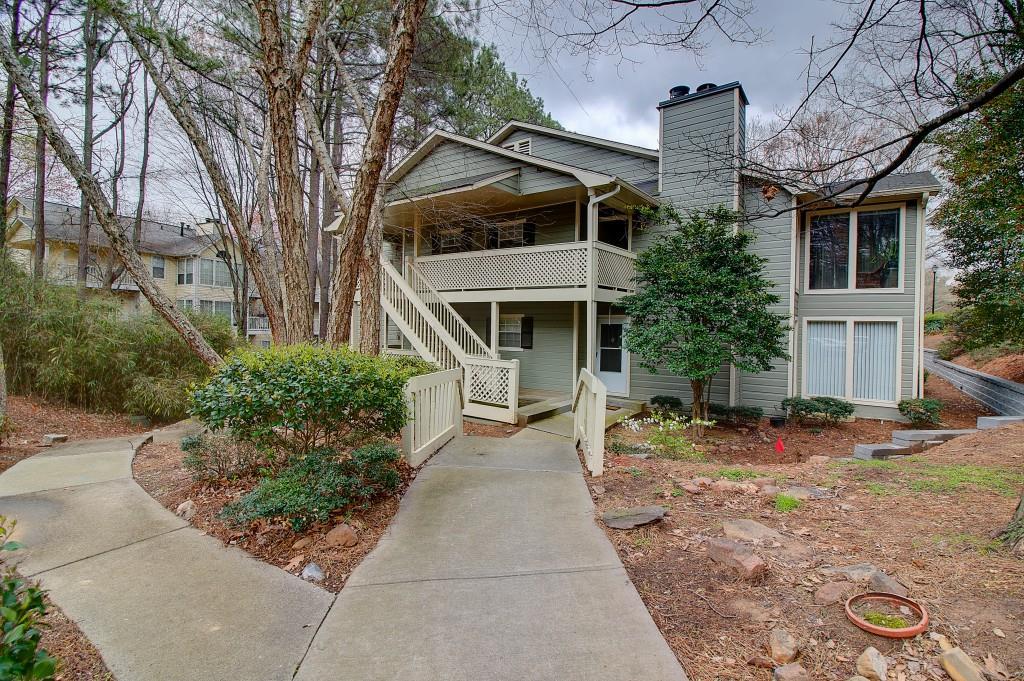 505 Vicksburg Pl., Sandy Springs, GA 30350