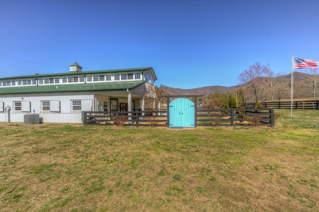 1569 Trackrock Church Rd., Blairsville, GA 30512