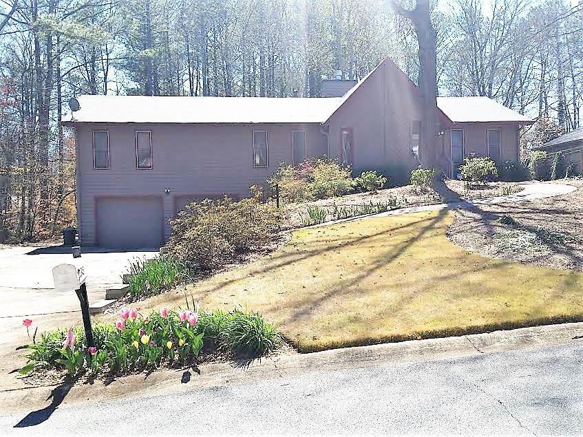 1315 Shiloh Tr., Kennesaw, GA 30144