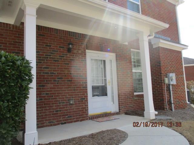 891 Ivydale Ln., Lawrenceville, GA 30045