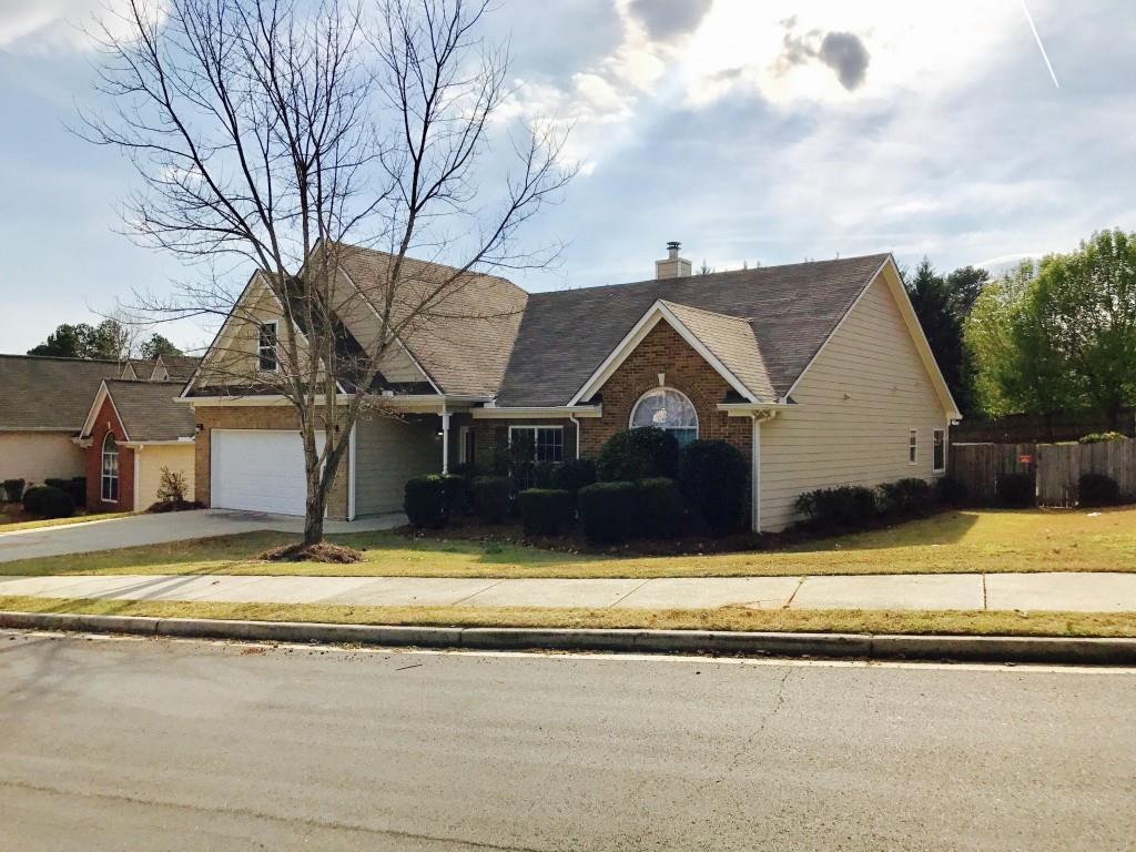 990 Charles Hall Dr., Dacula, GA 30019