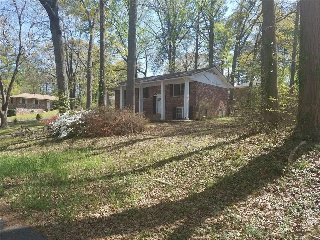 1181 Luther Dr., Mableton, GA 30126