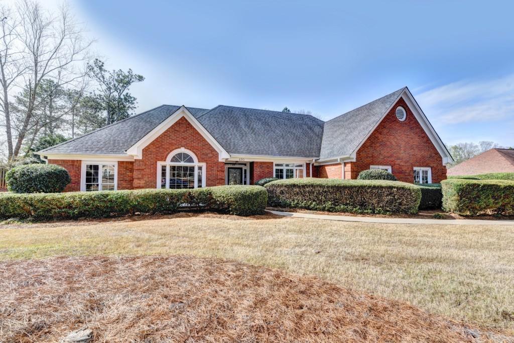 170 Kiveton Park Dr., Roswell, GA 30075