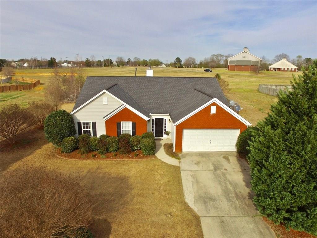 121 Crestworth Pl., Powder Springs, GA 30127