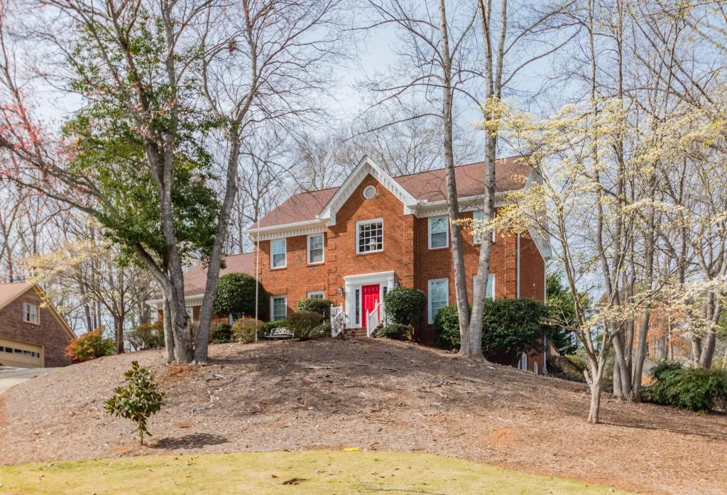 5265 Silver Creek Dr., Lilburn, GA 30047