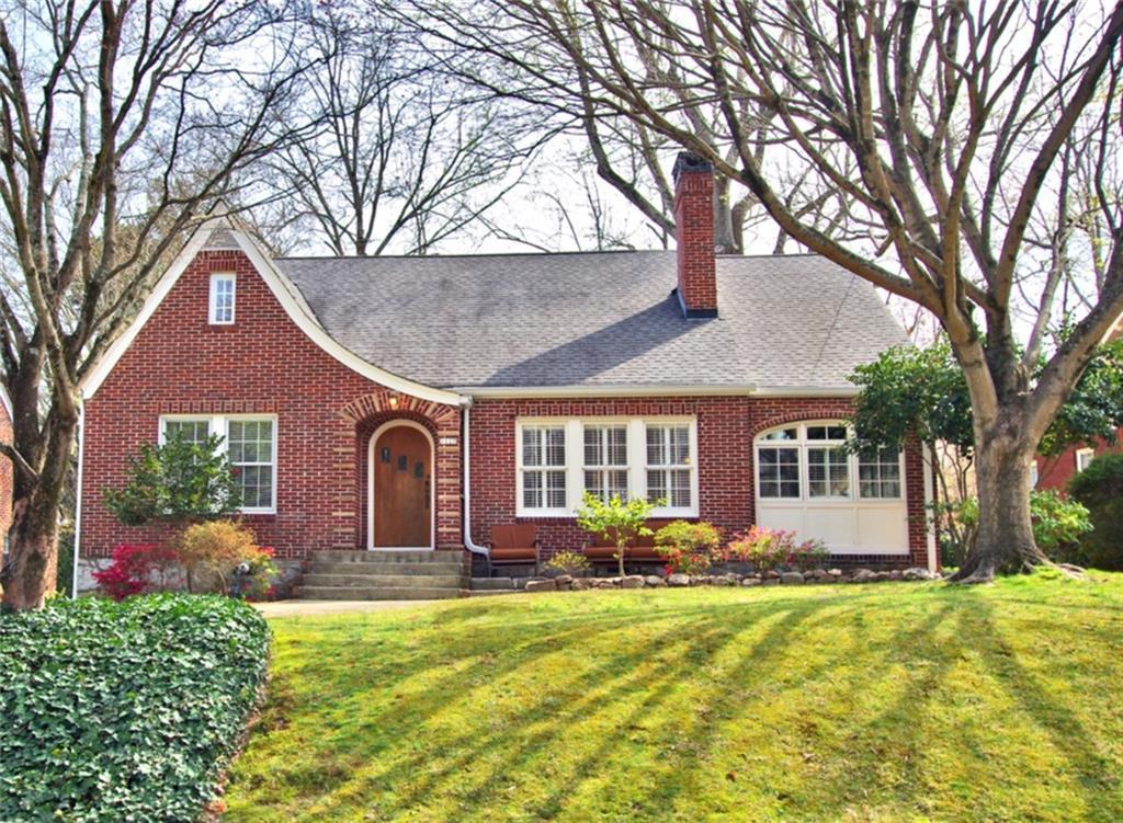 1127 Stillwood Dr., Atlanta, GA 30306