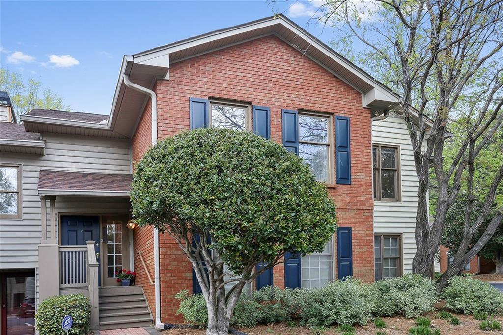 402 Garden Ct., Sandy Springs, GA 30328