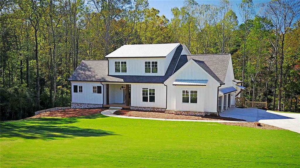 193 Goss Ln., Ball Ground, GA 30107