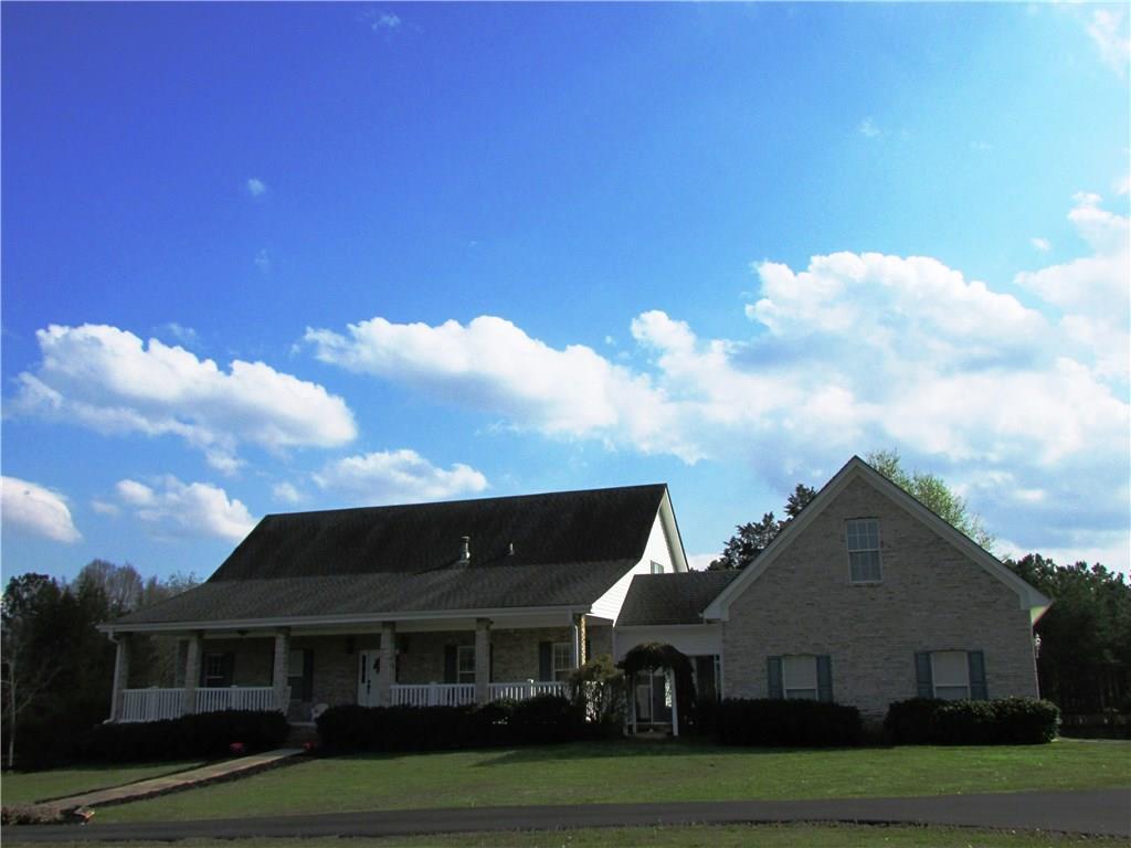 158 Simpson Rd., White, GA 30184