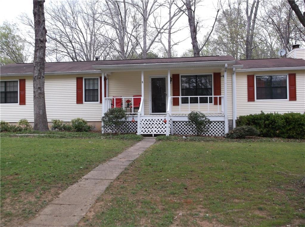 1879 Winding Creek Ln., Marietta, GA 30064