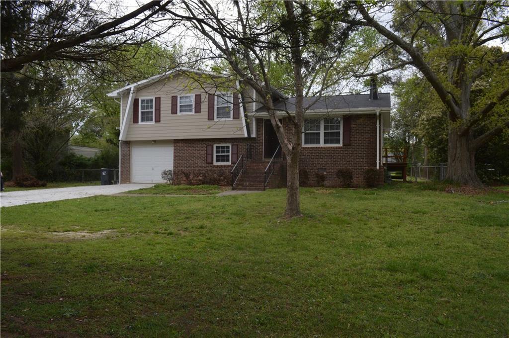 1877 Town Pl., Snellville, GA 30078