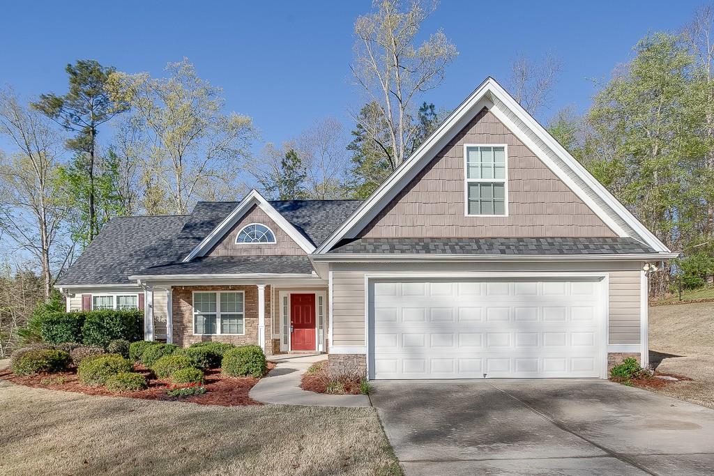 2321 Robin Dr., Loganville, GA 30052